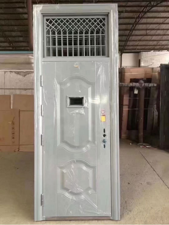 天峻学校教室门