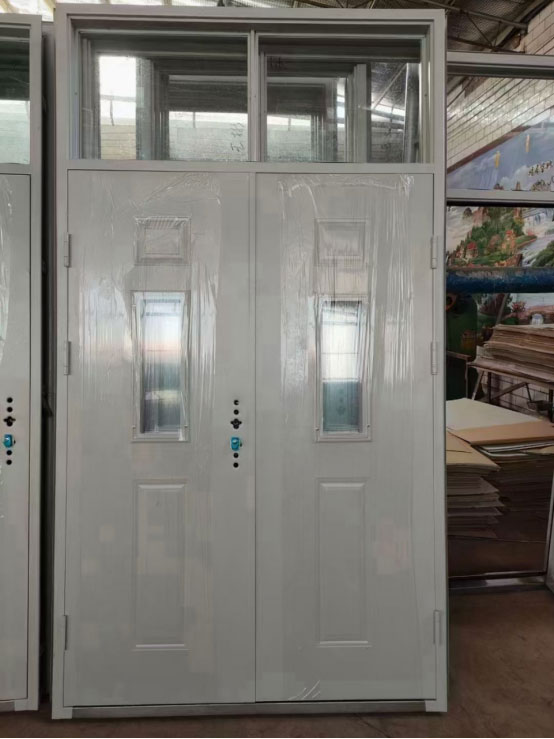 天峻学校教室门 天峻学校教室门