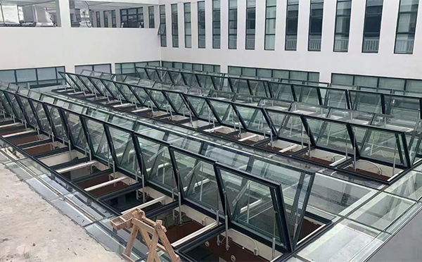 百安科技有限公司近期天峻排烟窗项目案例分享