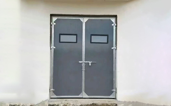 天峻工业门在高温作业区域的运行表现