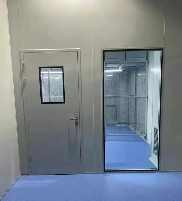 学校教学楼完成天峻防火门标准化安装